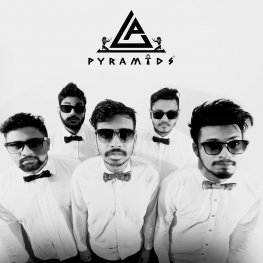  Pyramids Band 